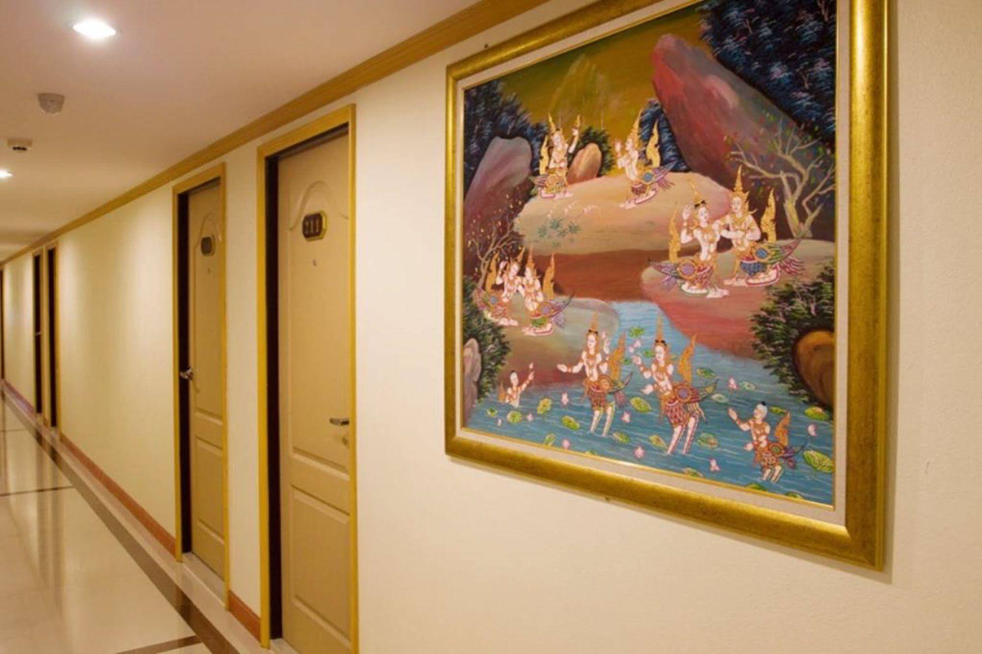 Oyo 280 Thai Garden Resort Bangkok Exterior foto
